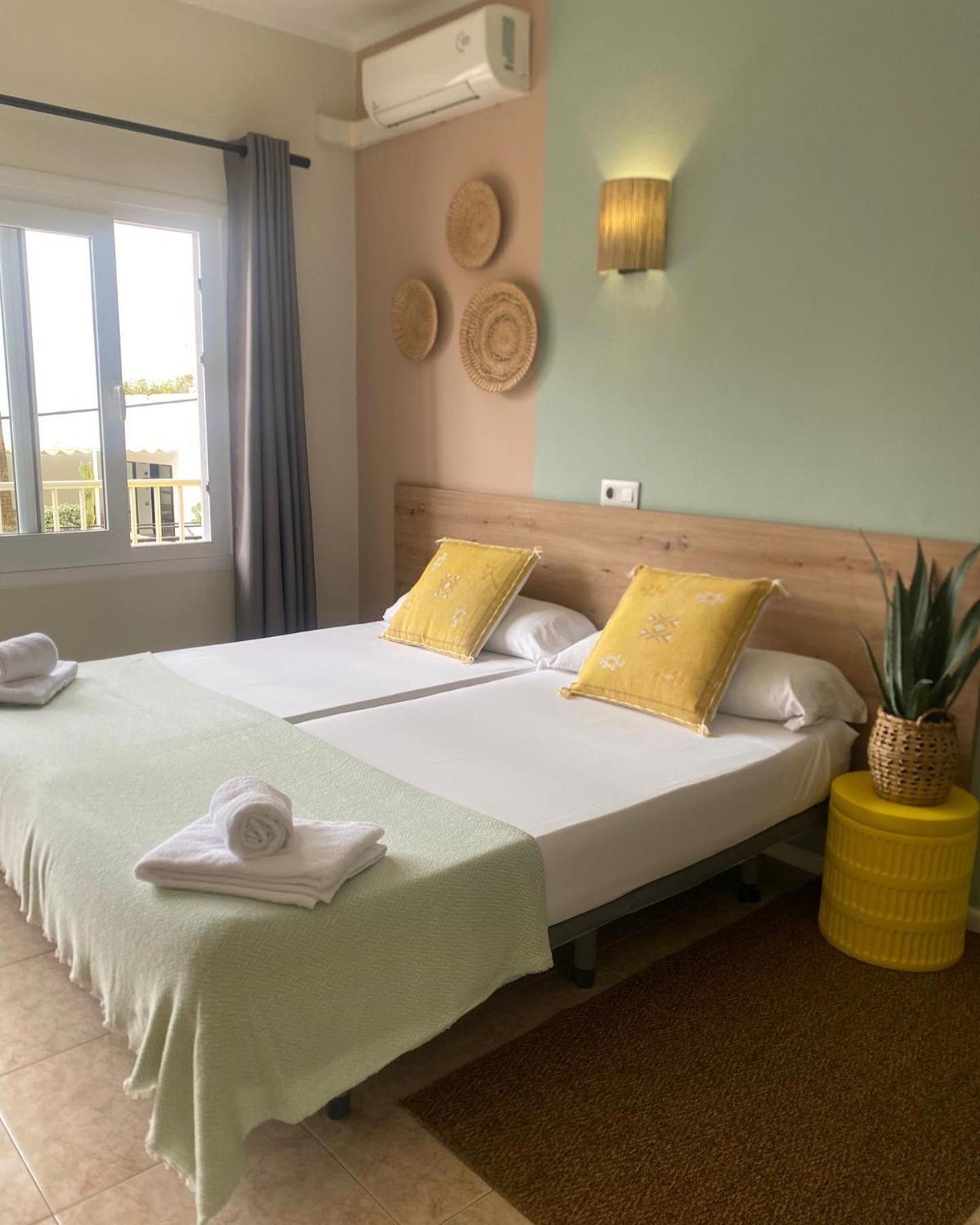 Hostal Playa De Palma Πλάγια Ντε Πάλμα Εξωτερικό φωτογραφία